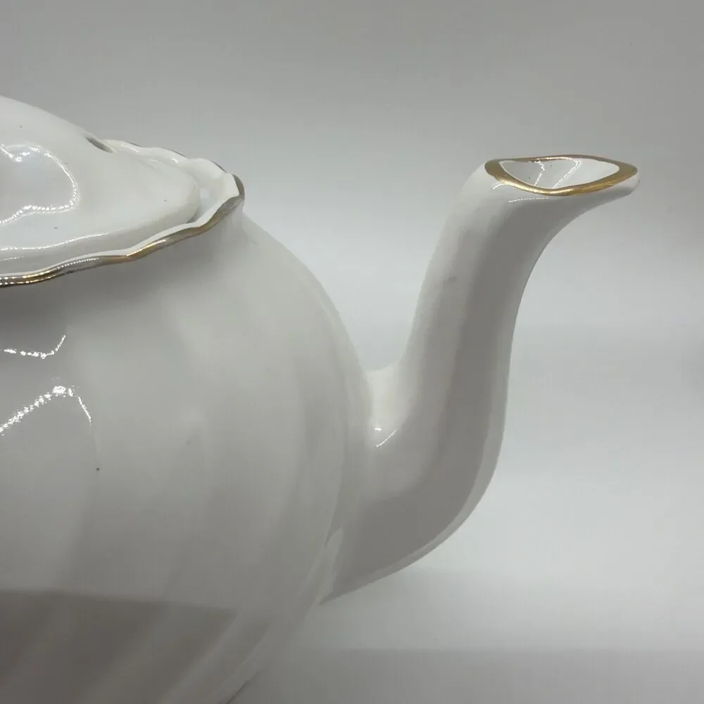 Arthur Wood & Son - 6432 - Violets Small Teapot - England